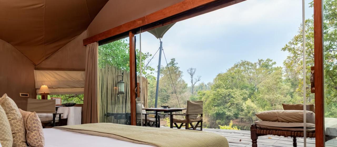 Banjaar Tola Kanha National Park - A Taj Safari Lodge Kültér fotó